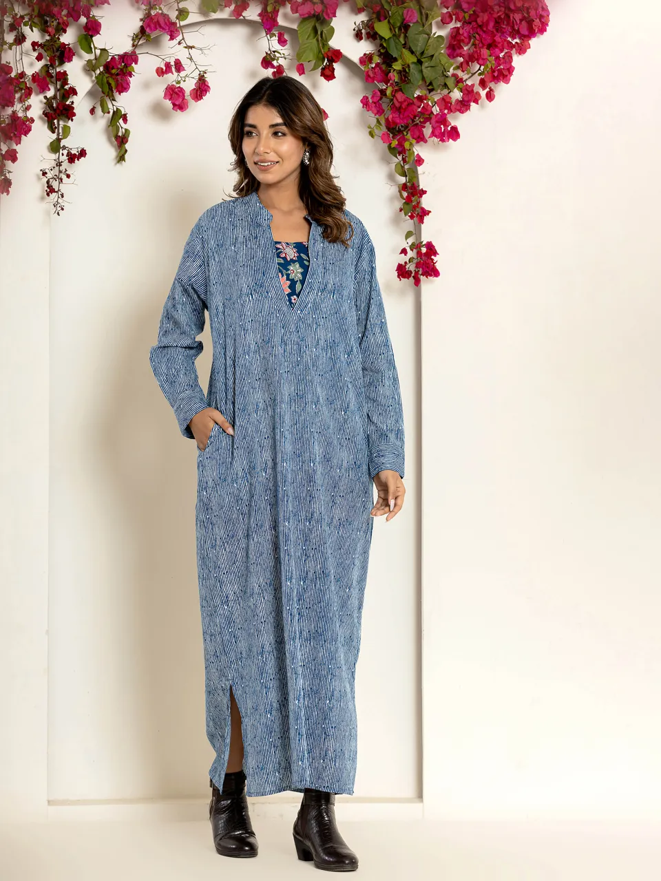 Blue Prosecco deep V neck block print 2 - piece Pure Cotton set