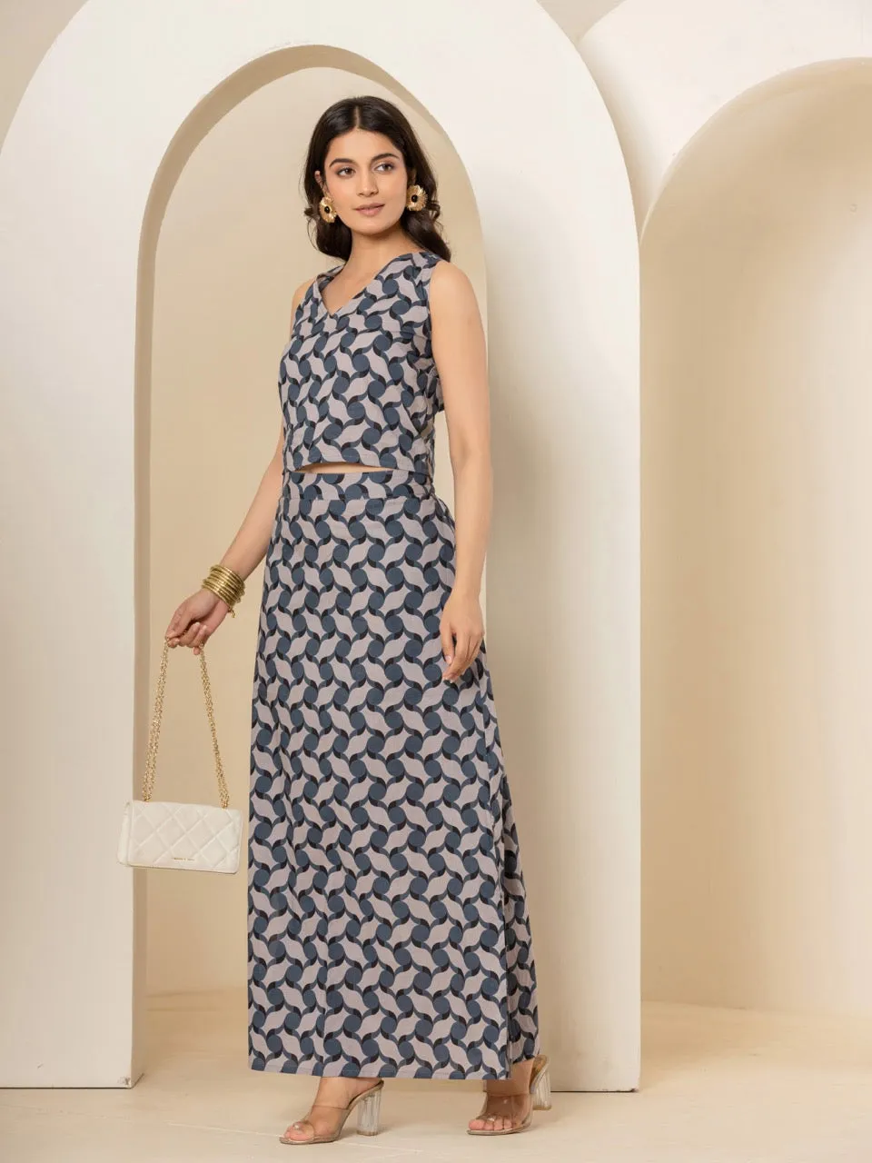 Geometrical Grey Long Skirt Set