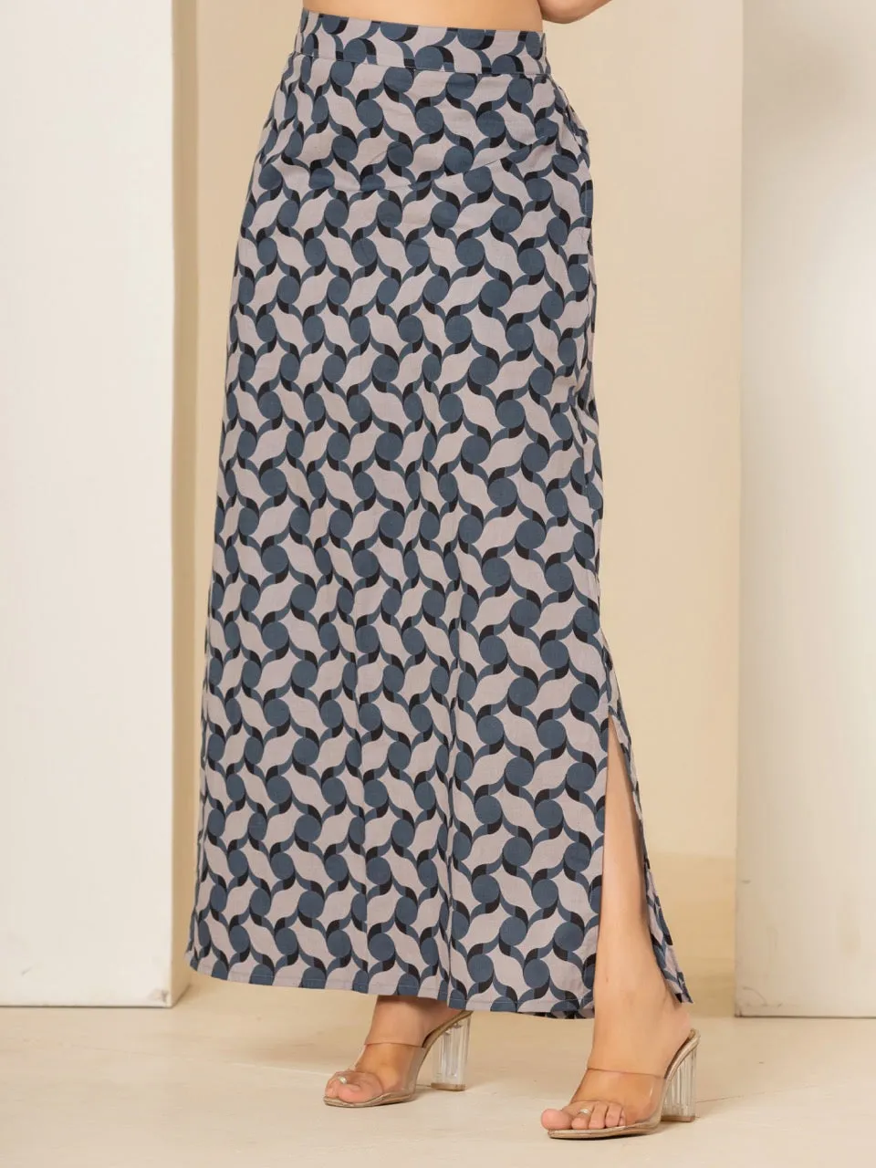 Geometrical Grey Long Skirt Set